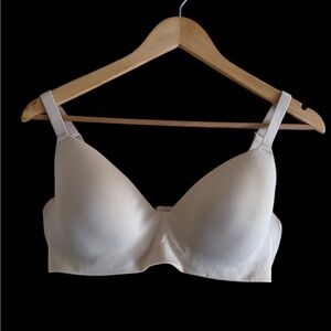 Wacoal Flawless Comfort Underwire Bra 38C Tan Microfiber Padded Cups 851226 FLAW